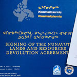 Invitation à la communauté d'Iqaluit à la cérémonie de signature du transfert des responsabilités au Nunavut.